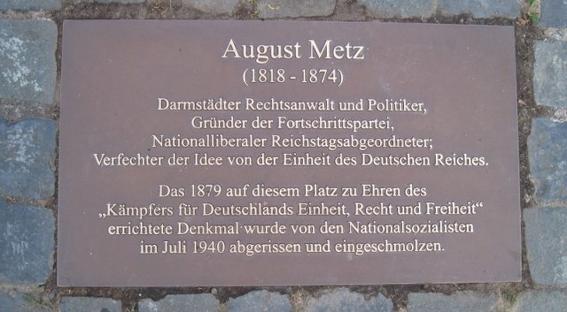 Gedenkplatte auf dem Johannesplatz (2015)