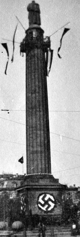 Langen Ludwig mit Hakenkreuz an einem 1. Mai während der Nazi-Herrschaft